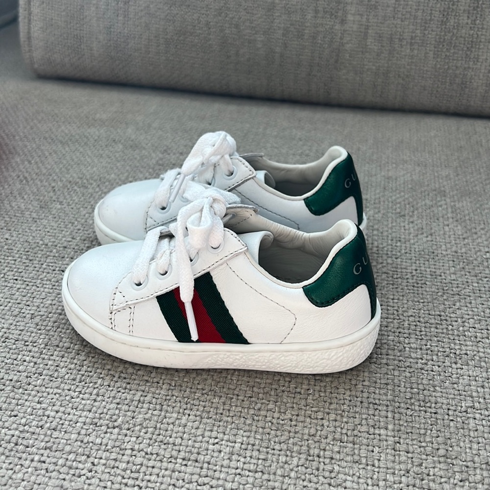 Gucci Low Top Sneaker EU size 20 (1-2yo)